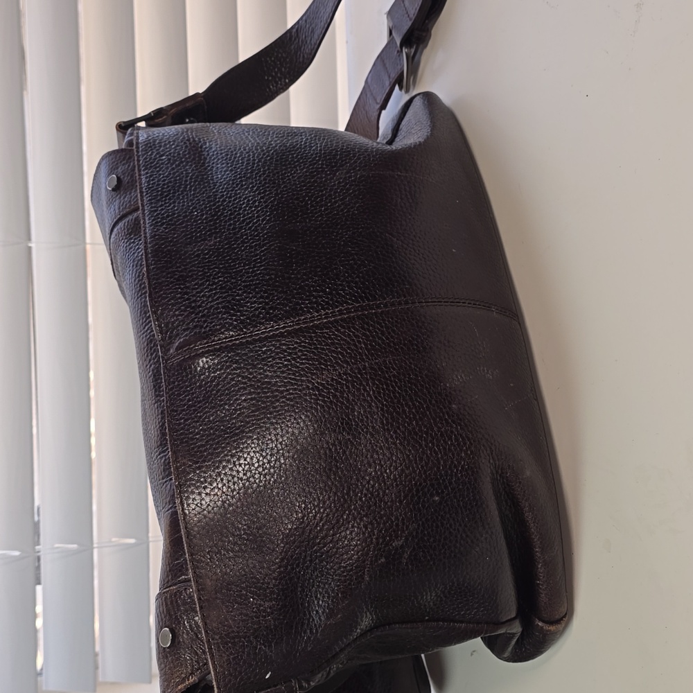 Kenneth Cole Brown Leather Messenger Bag - Picture 6 of 13